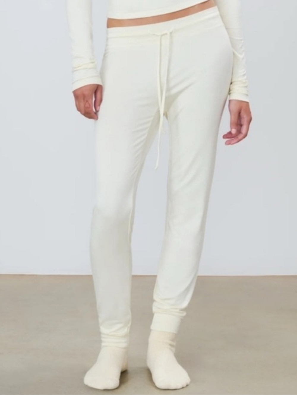 Eterne drawstring Lounge pant in cream size Large